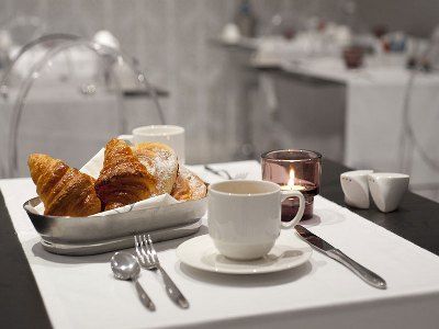 Ikonik Ramblas Hotell 4*